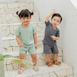 Load image into Gallery viewer, BASIC SHORT Nice Kids (celana anak 1-4 tahun)

